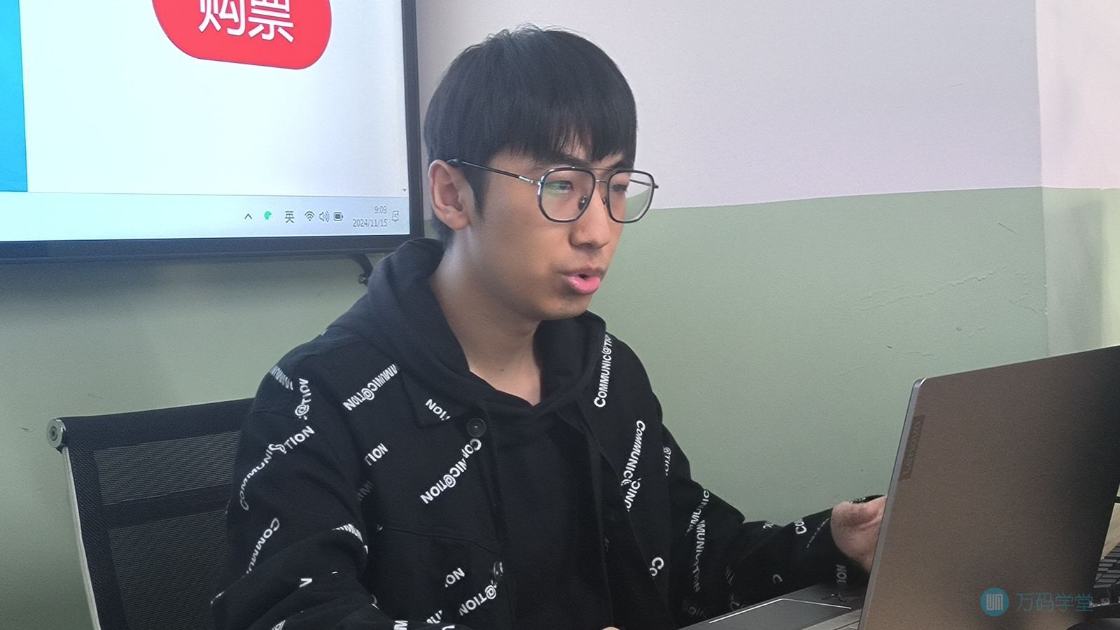 光影交织下的数字舞台:我在电影购票系统项目中的探索与成长
