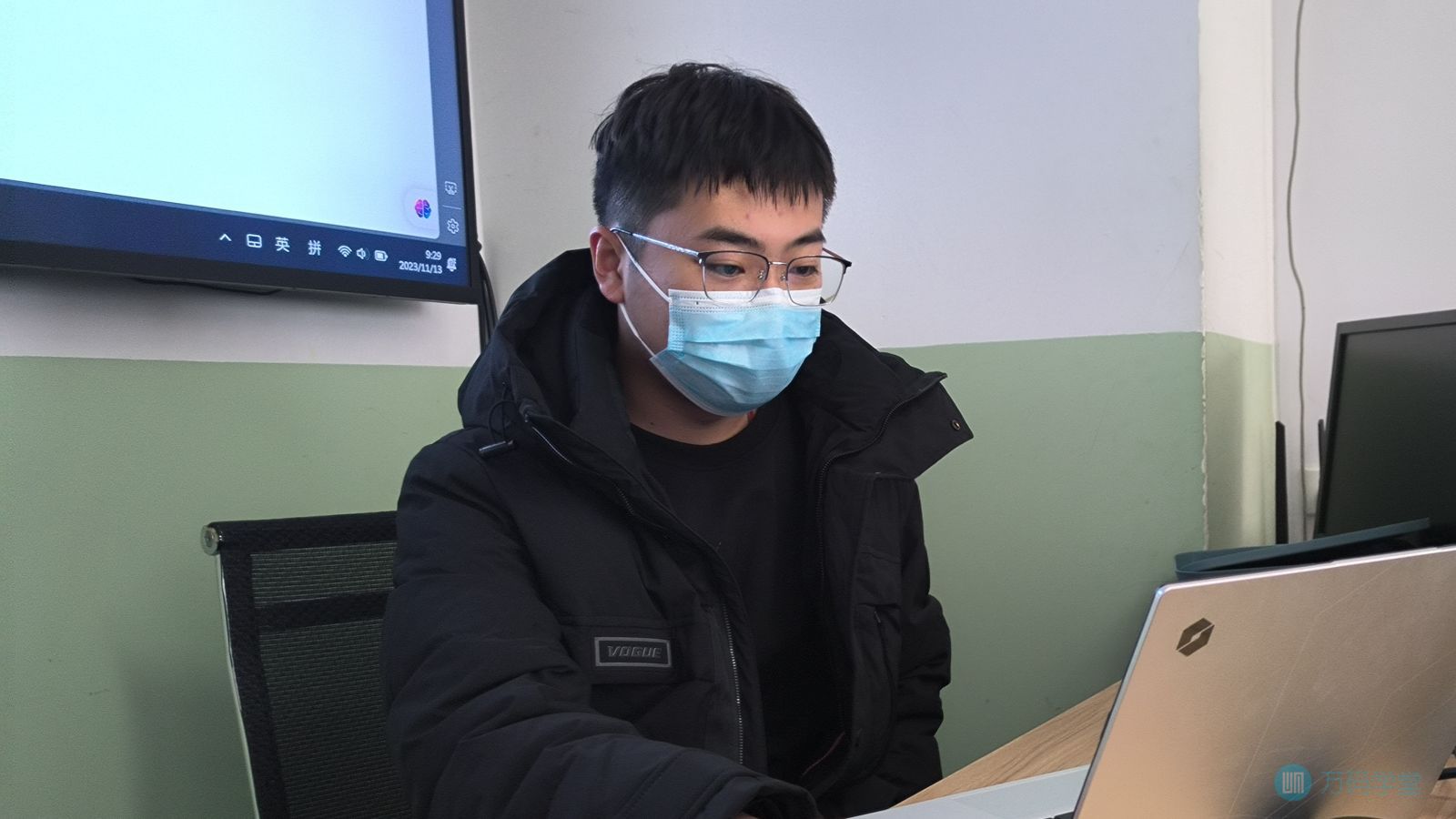 少年应有鸿鹄志,当骑骏马踏平川